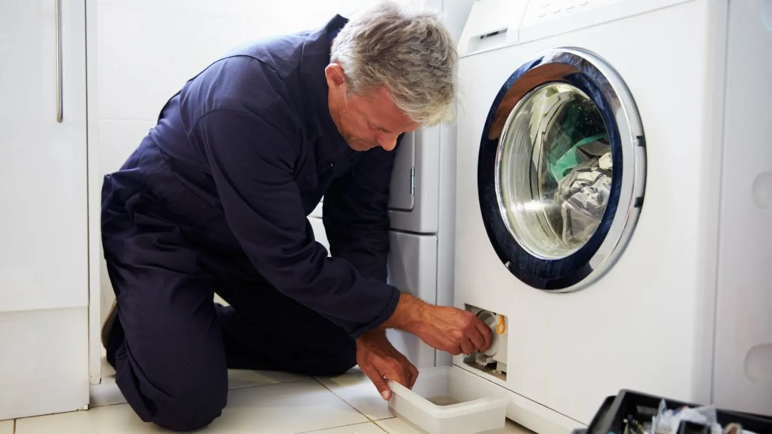 Expert Technicians for Washing Machine Repair in Dubai